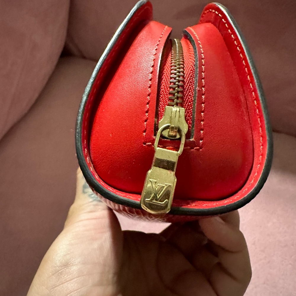 Louis Vuitton Epi Dauphine Leather Cosmetics Pouch Purse - LV Authentic Red Epi - Picture 13 of 17
